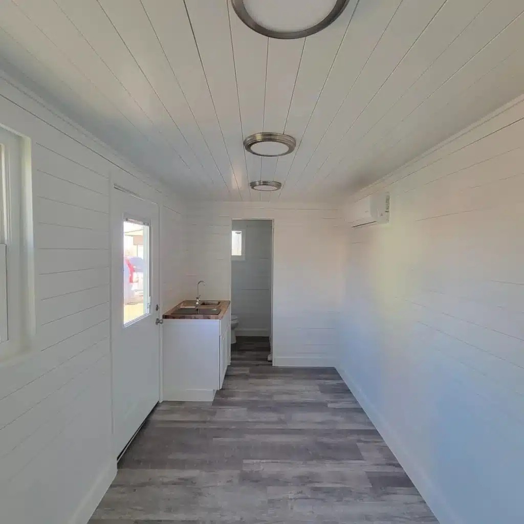 Custom 20ft Shipping Container House - Image 4